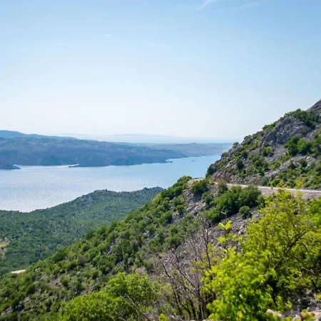 Luka By Interhome * Luka Krmpotska