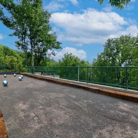 Luka By Interhome * Luka Krmpotska